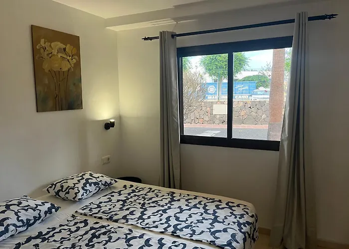 Oasis Royal アパート *